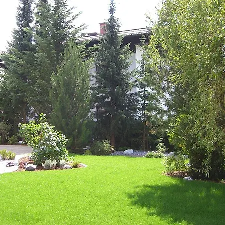 Starapartments